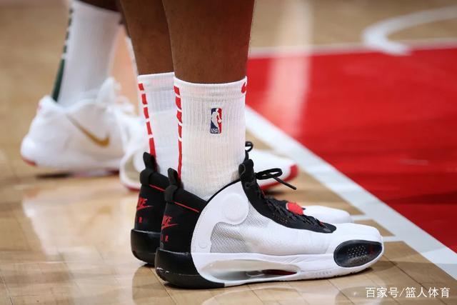 超5万名车迷打卡上赛场 2026中国超级跑车锦标赛上海站落幕